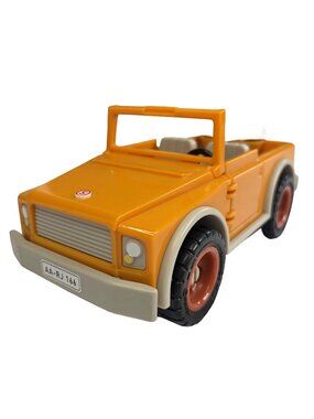 Vintage Schleich Safari Jeep Car #42025 2003 Yellow Farm Life - Missing Roof